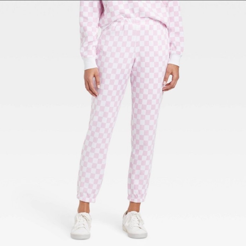 Pink checkered joggers. NWT.